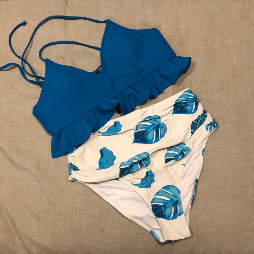 High waisted ruffle bikini set